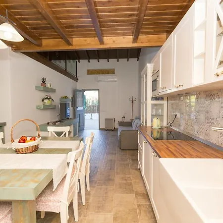 Mica Casa di campagna